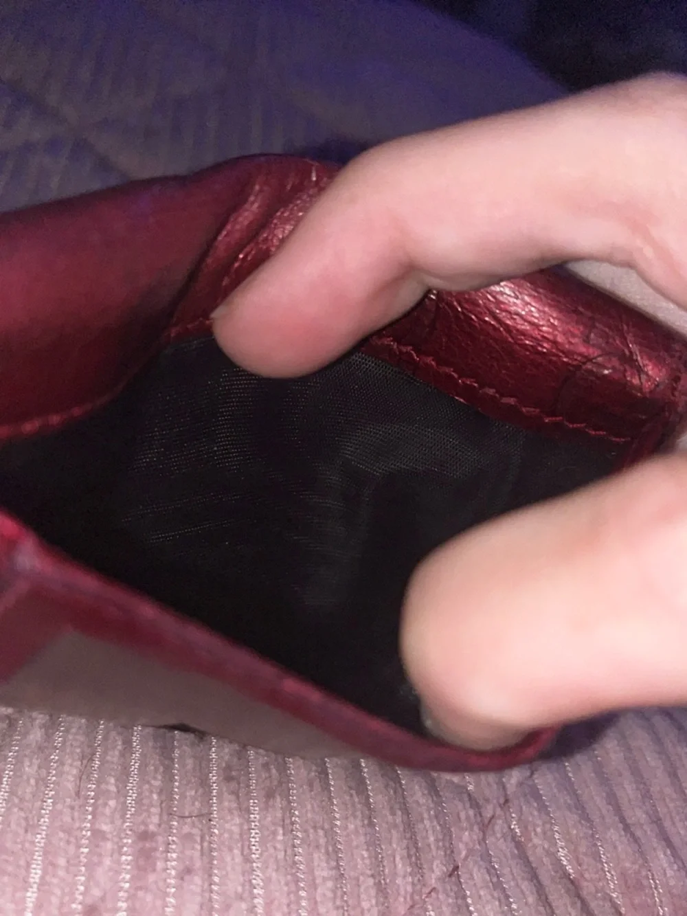 Gucci Burgundy Leather GG Heart Snap Card Holder & wallet with Monogram & heart - Picture 7 of 14